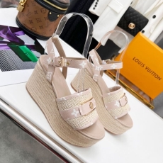 Louis Vuitton Sandals